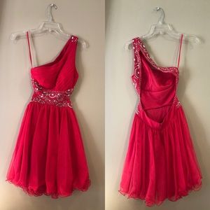 Short Mesh One- Shoulder Party Dress